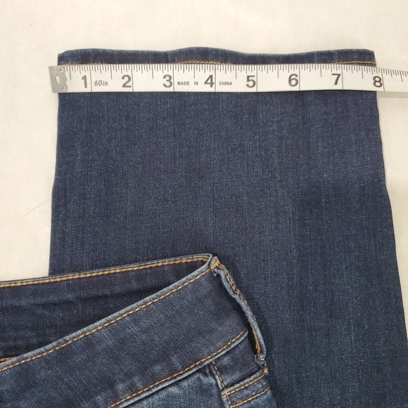NYDJ Medium Wash High Rise Straight Leg Jeans Sz 4 Cool Embrace LiftxTuck Tech - Picture 8 of 11